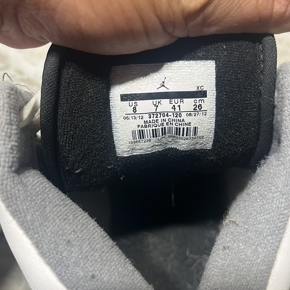 Air Jordan - Picture 9 of 9